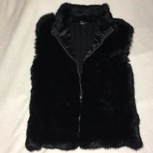 Furry black vest size medium